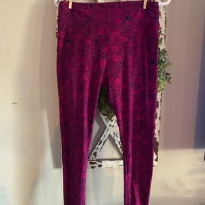 LulaRoe tall and curvy leggings brand new w/o tags